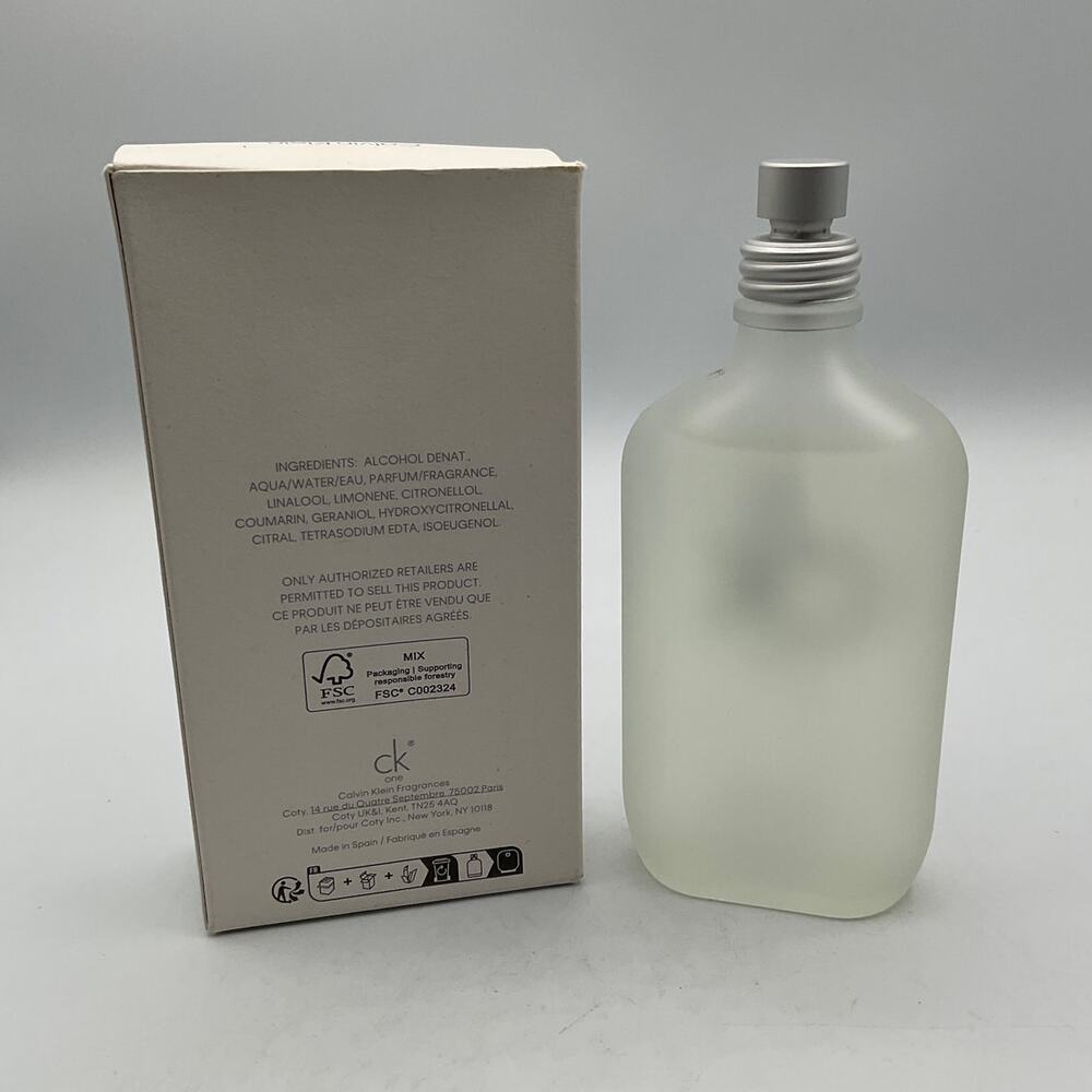 Calvin Klein CK One Eau De Toilette 100 ml / 3.3 oz - Picture 2 of 3